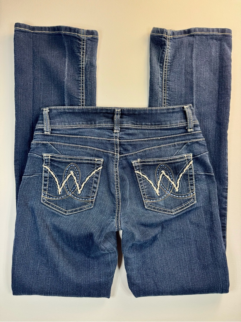 Wrangler Women’s Juniors Dark Blue Bootcut Jeans Embroidered Pockets 27 Denim